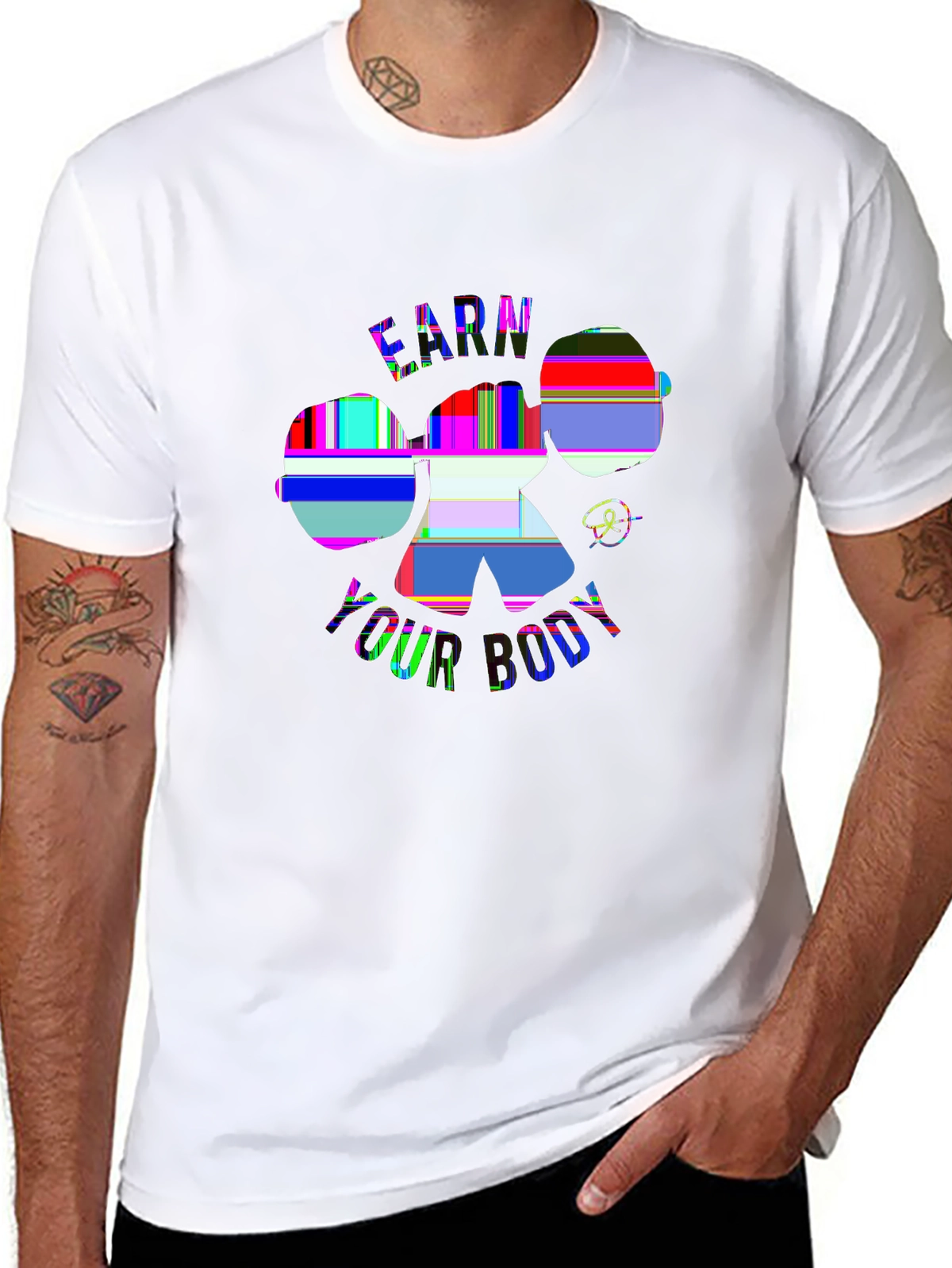 Train Hard Tee – Gym chalked hands