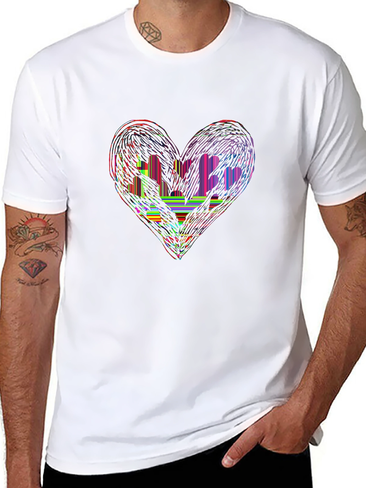 Holiday Spirit Tee – Valentine heart, 'BE