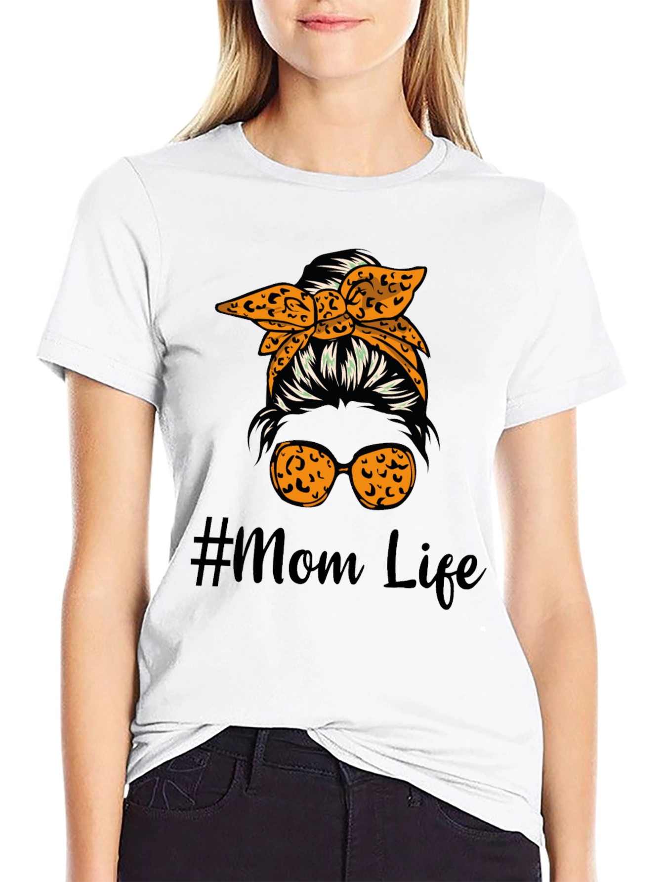 #Mom Life Messy Bun Graphic Tee - Cute Casual Style