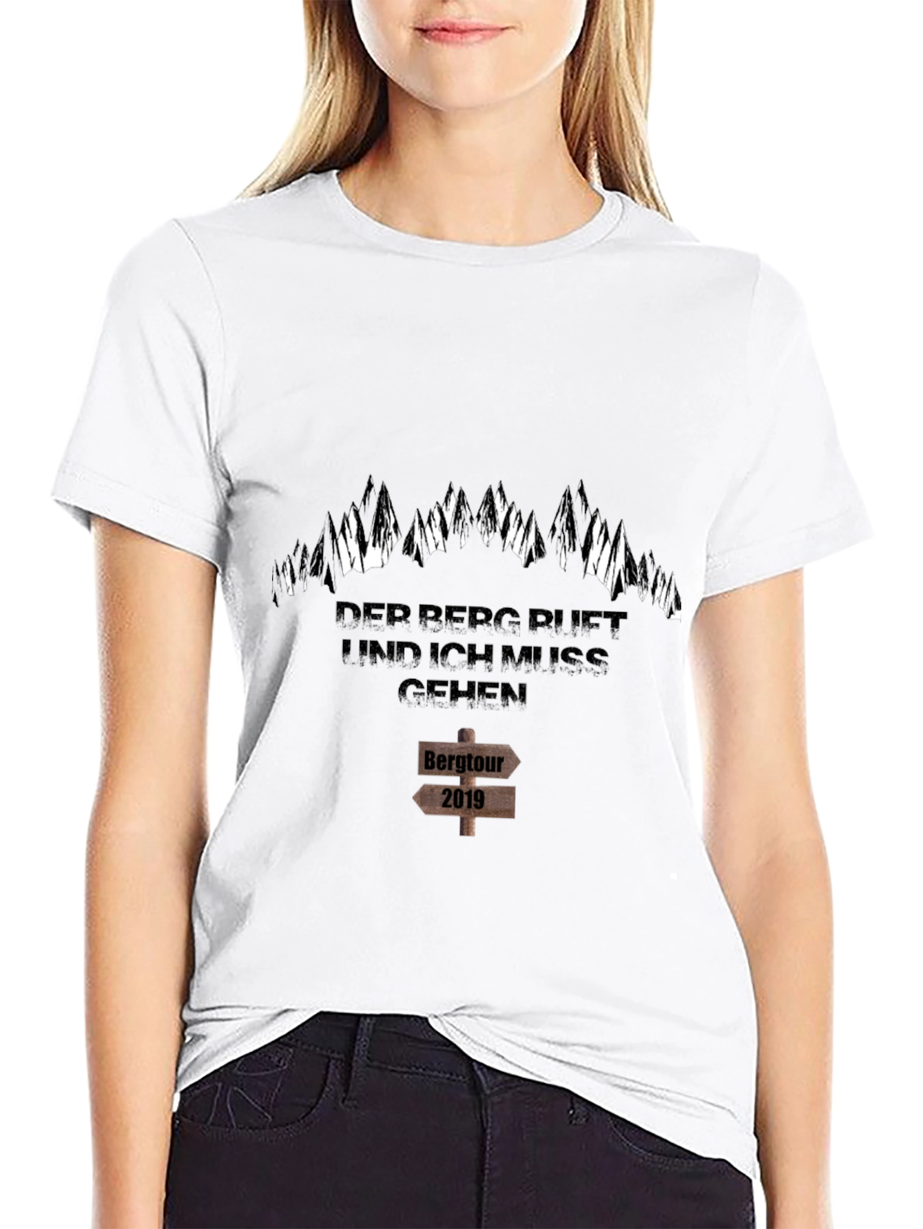 Mountain Adventure Black T-Shirt - Bergtour 2019