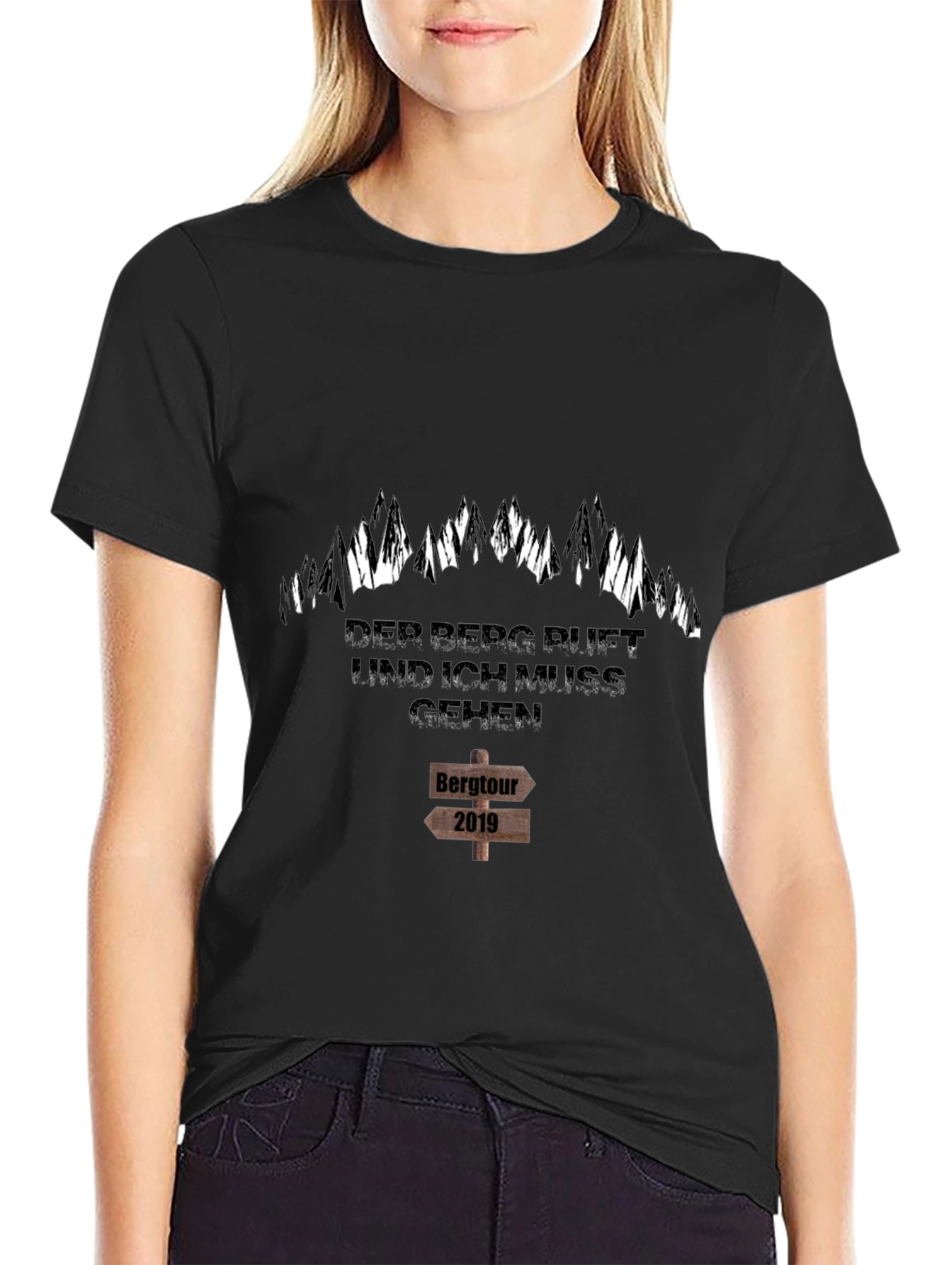 Mountain Adventure Black T-Shirt - Bergtour 2019