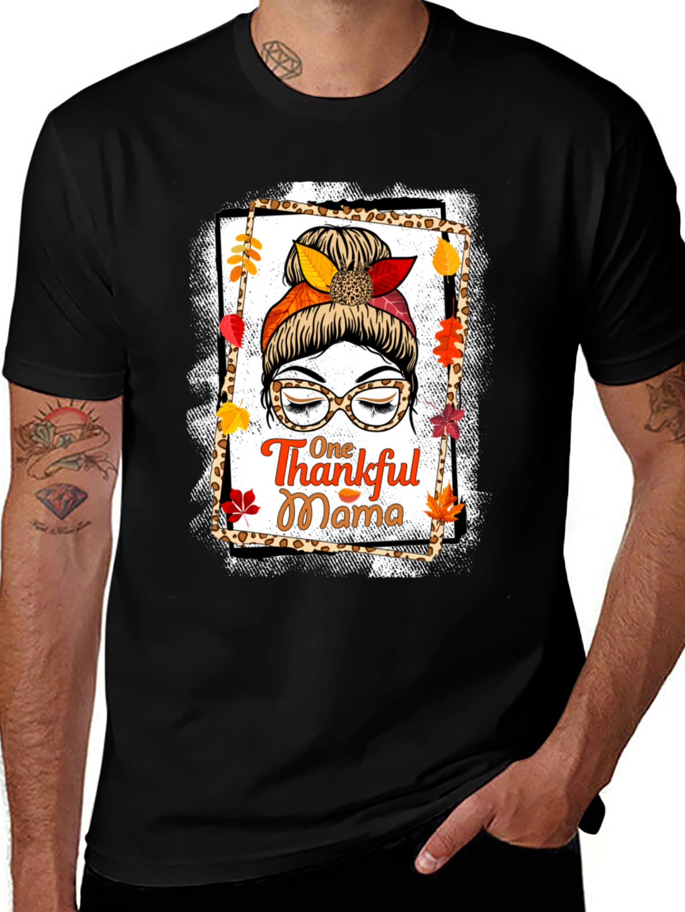 One Thankful Mama Graphic T-Shirt