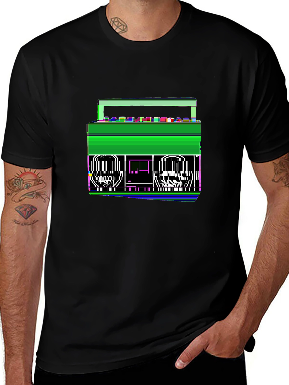 Retro Rewind Tee – Retro boombox with