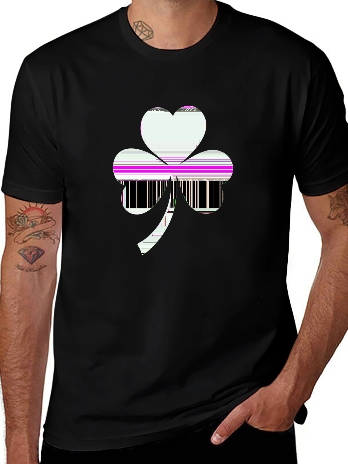 Holiday Spirit Tee – Shamrock clover, 'LUCKY'