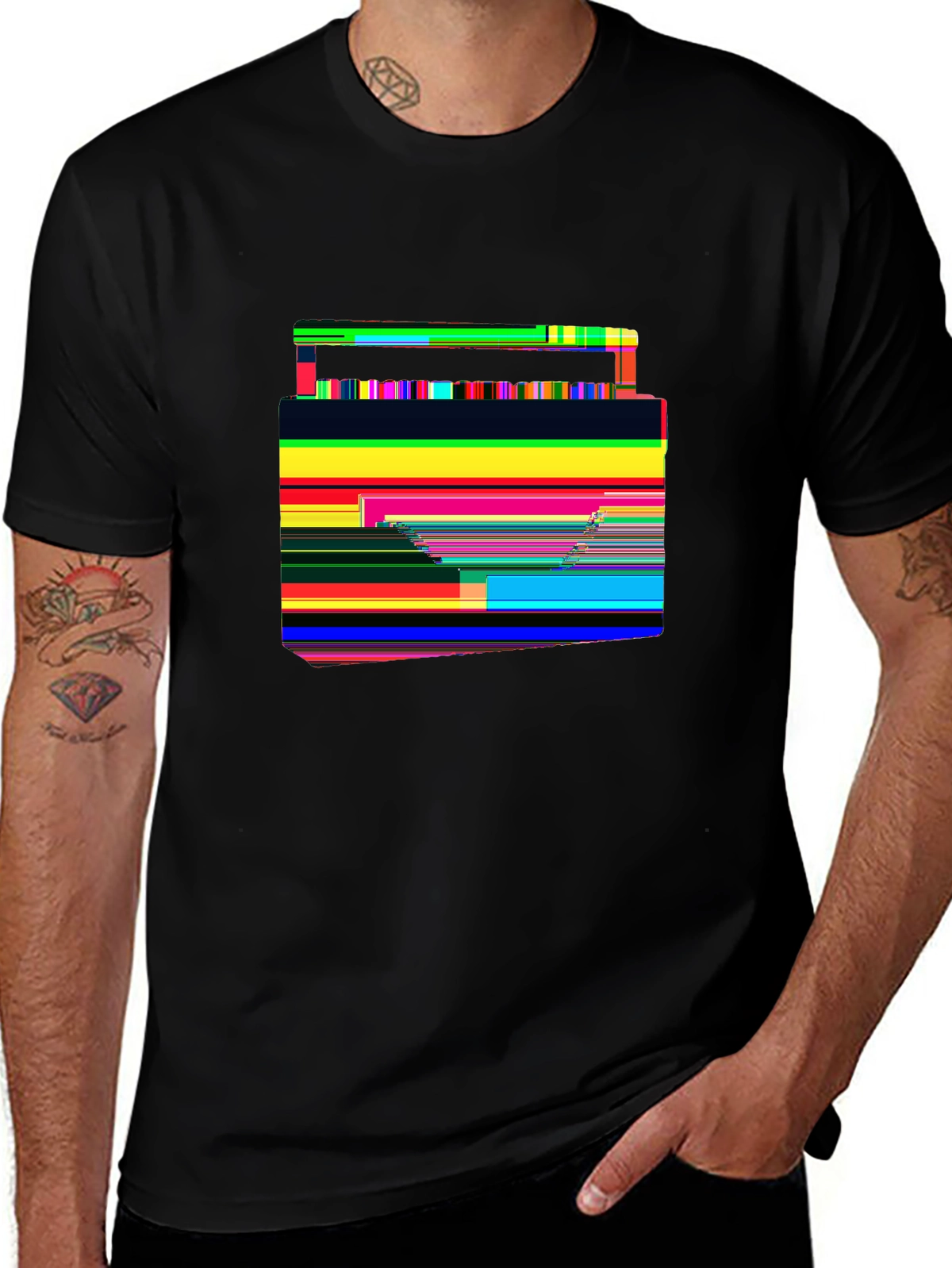 Retro Rewind Tee – Retro boombox with
