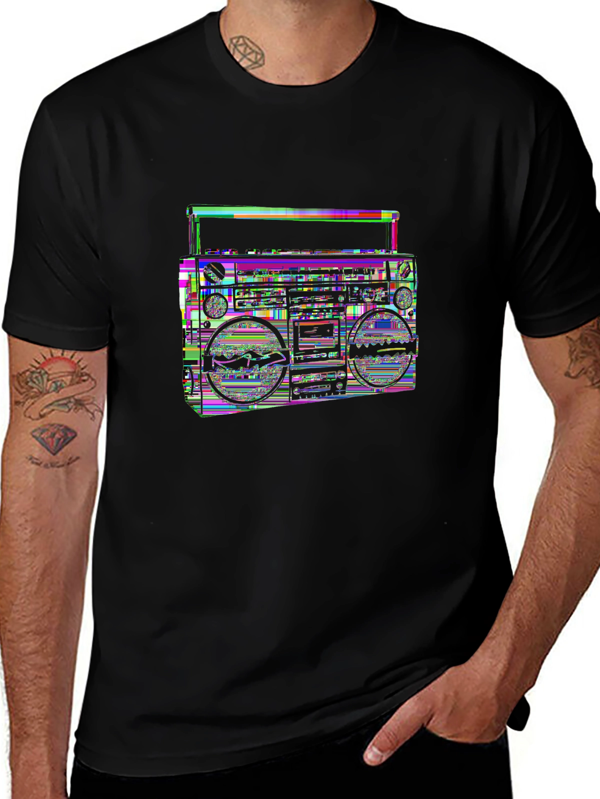 Retro Rewind Tee – Retro boombox with