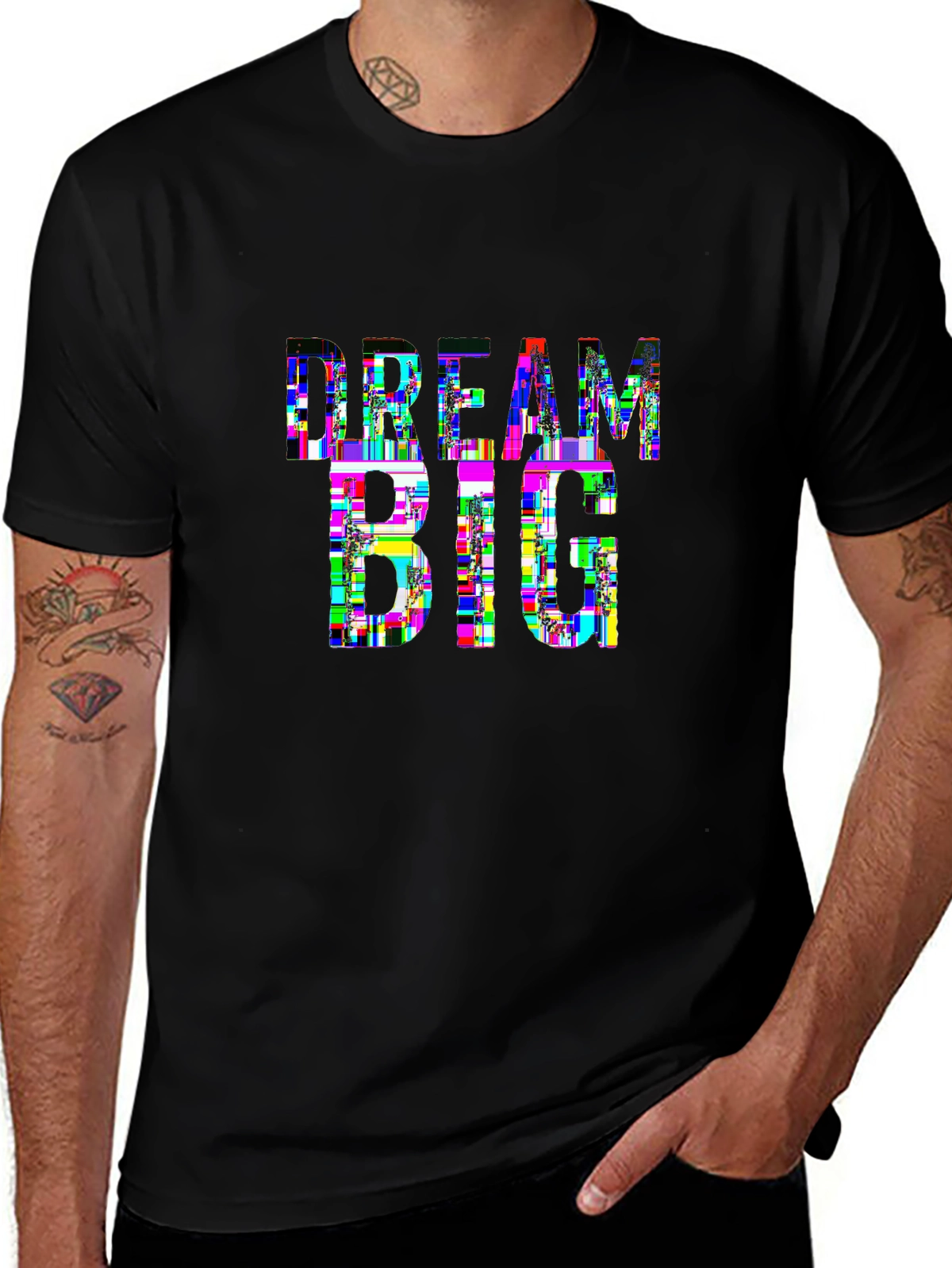 Minimal Statement Tee – Sans-serif 'DREAM BIG'